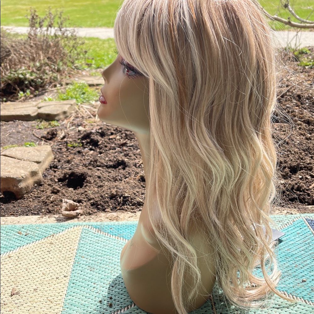 Belle Tress City Collection Liverpool milkshake Blonde-R - Picture 13 of 14